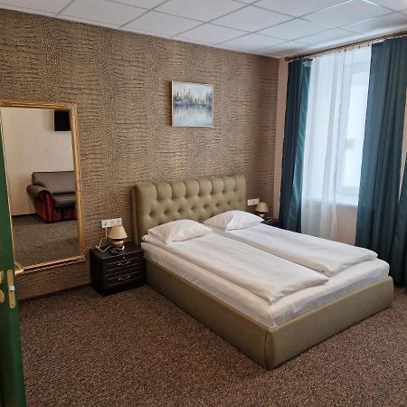 Central Hotel With Free Parking Riga Extérieur photo