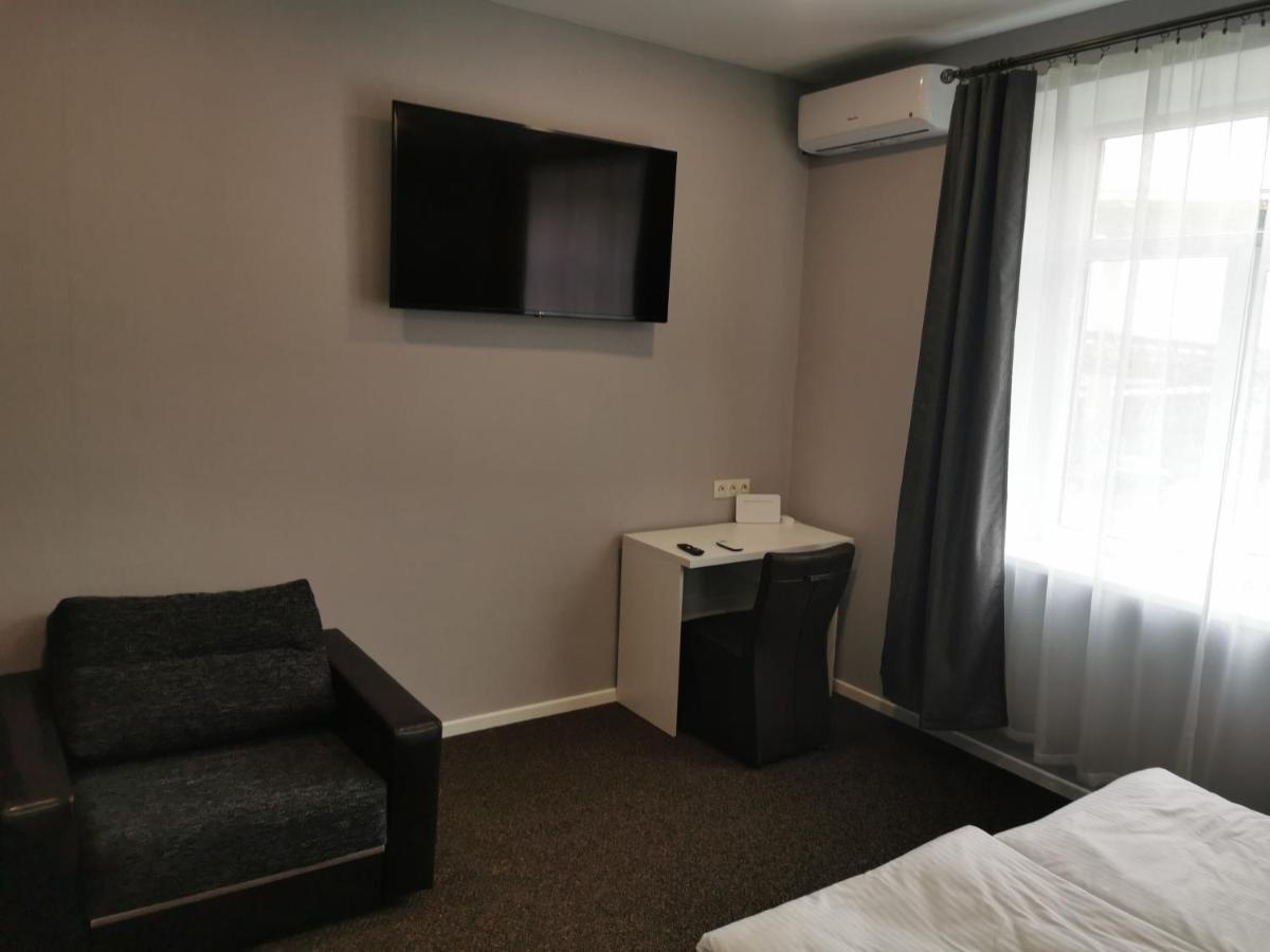 Central Hotel With Free Parking Riga Extérieur photo