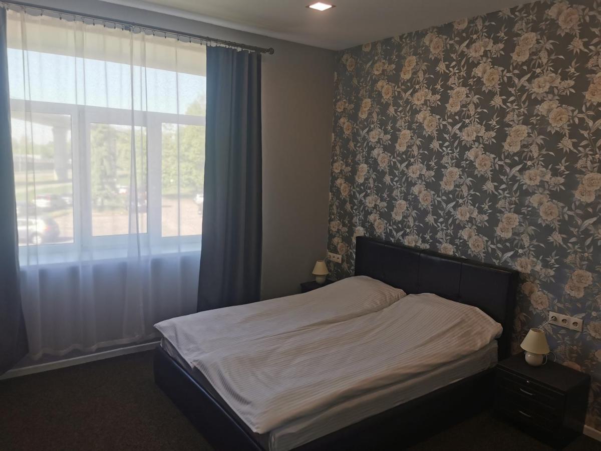 Central Hotel With Free Parking Riga Extérieur photo