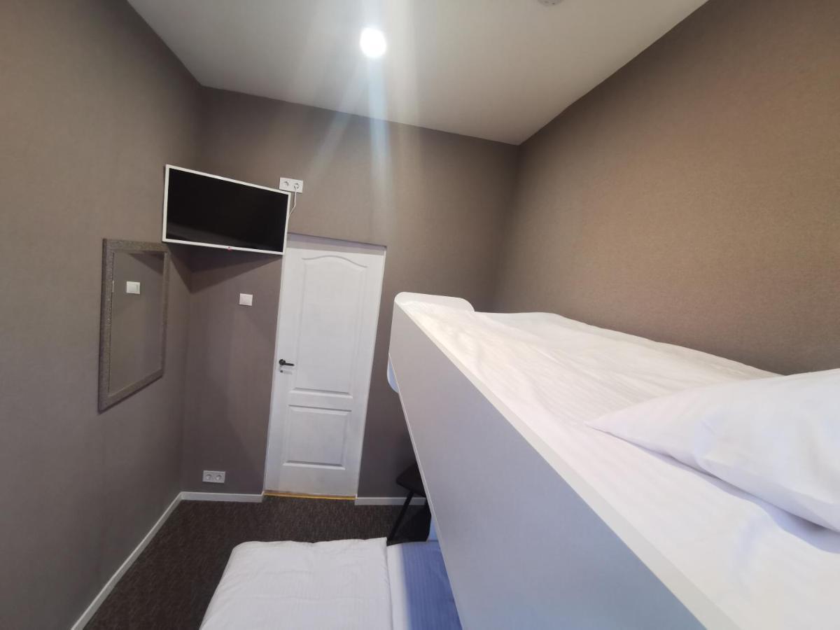 Central Hotel With Free Parking Riga Extérieur photo