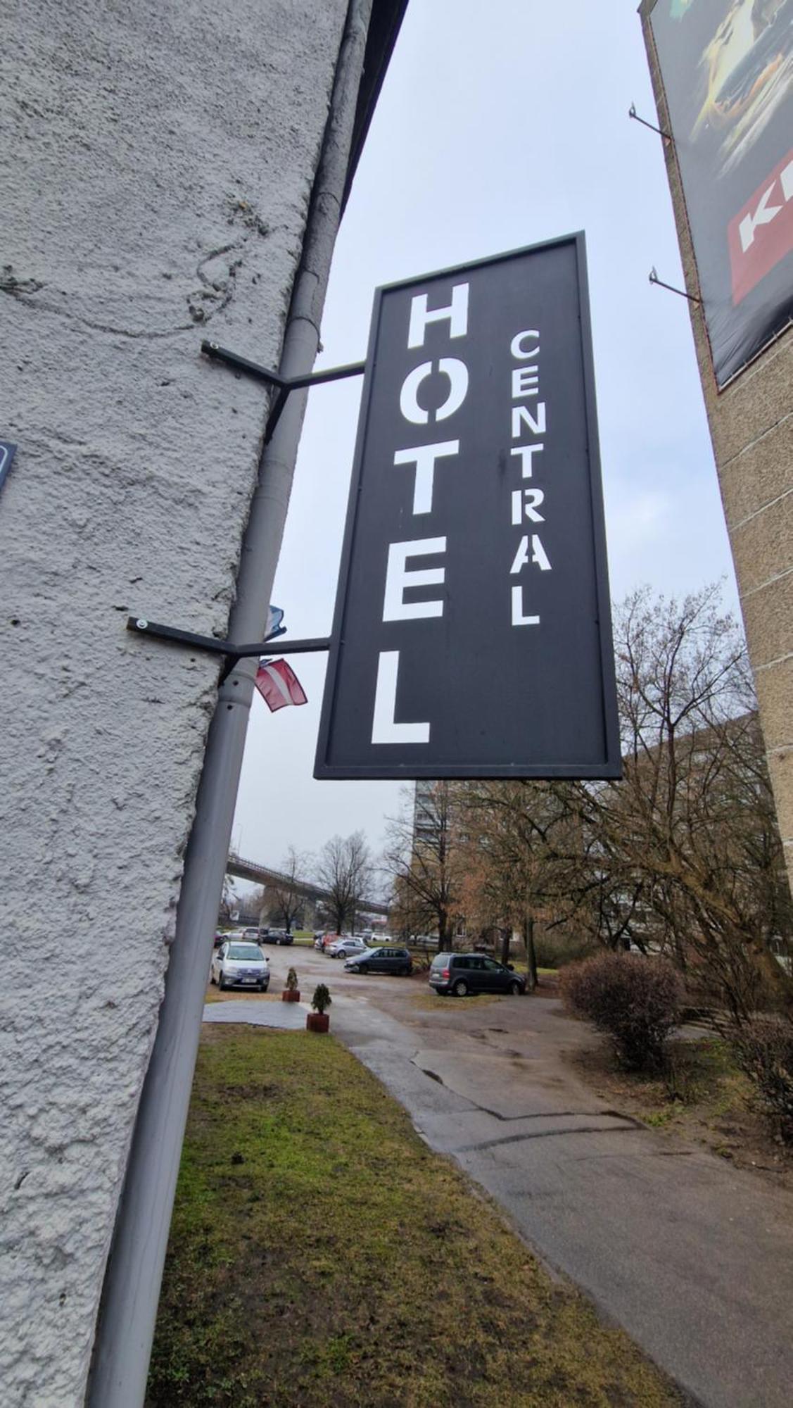 Central Hotel With Free Parking Riga Extérieur photo